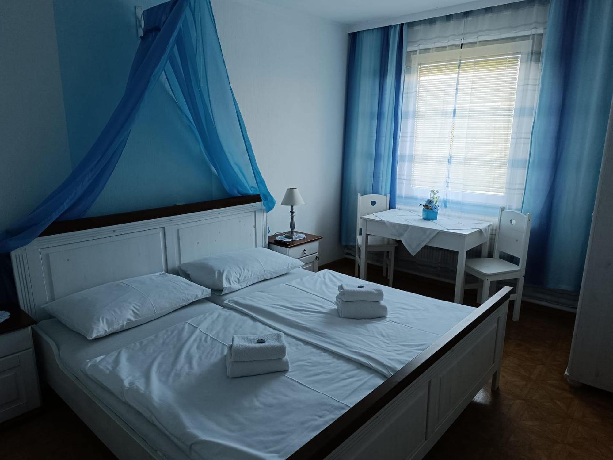 Pension Eder Bruck an der Leitha Exteriér fotografie
